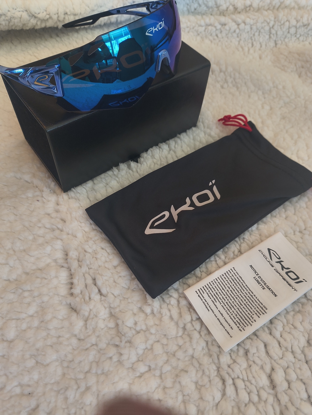 EKOI Blue Mirrored Cycling Sunglasses